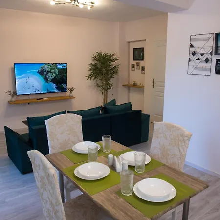 Garden Oasis Holiday home